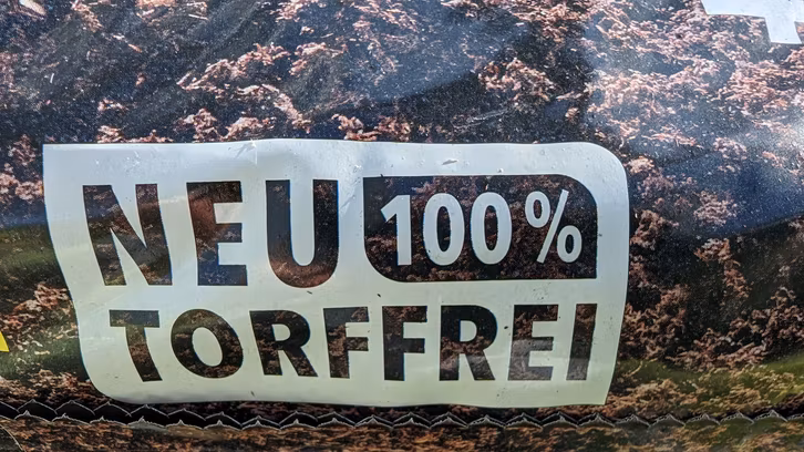 Die Auswahl an torffreier Erde wird von Jahr zu Jahr größer.