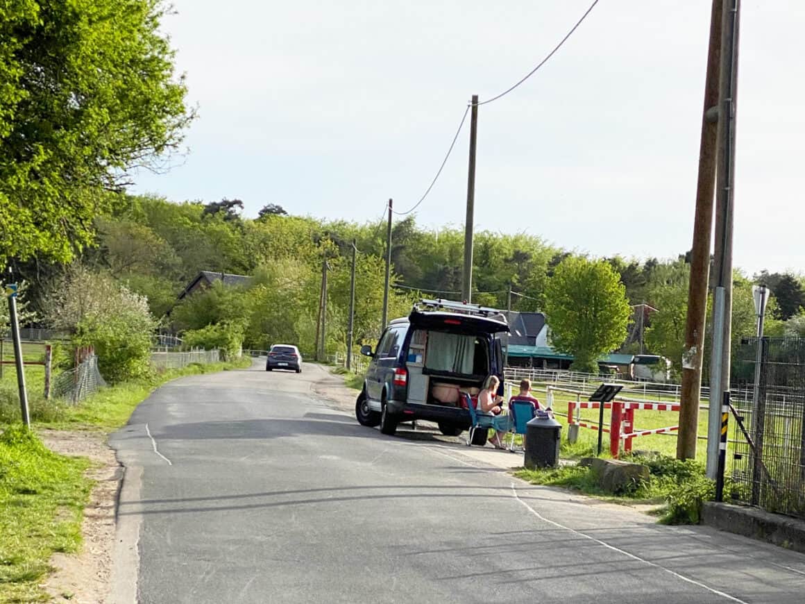 Wohnmobile und Kochen auf der Straße - Vanlife Kritik