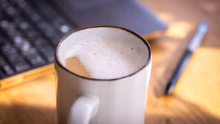 Kalten Kaffee besser nicht aufwärmen – das ist der Grund