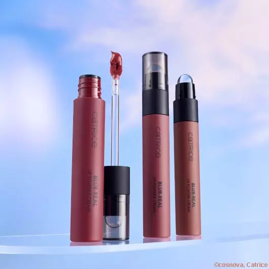 Blur-Real Lip Powder Cream aus dem Catrice Trend Drop „Glass Cloud“.