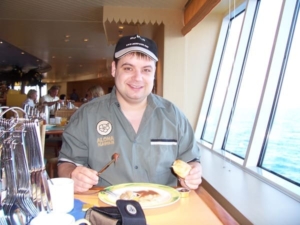 Kreuzfahrt Frühstück Kreuzfahrtschiff AIDAaura Kreuzfahrtblogger Daniel Dorfer