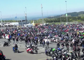 „Anlassen“: Start in die Motorrad-Saison am Nürburgring