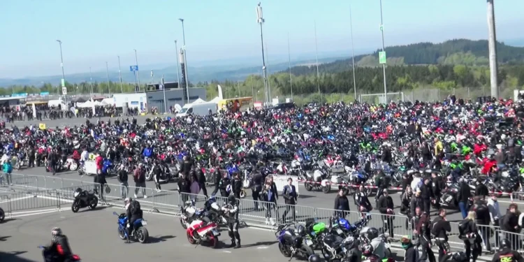 „Anlassen“: Start in die Motorrad-Saison am Nürburgring