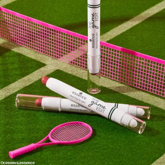 THE game EDIT lipgloss von essence