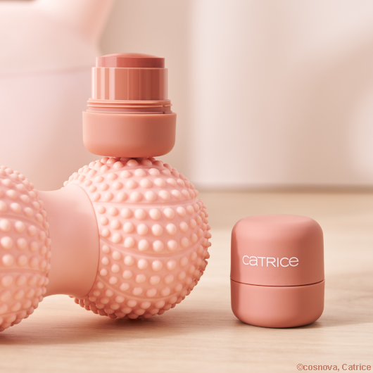 Blushed & Beautiful Multi-Use Stick aus der „My Core Essentials“-Kollektion von Catrice