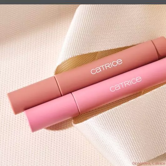 Zwei Ultra Power Lip Stains aus der „My Core Essentials“-Kollektion von Catrice