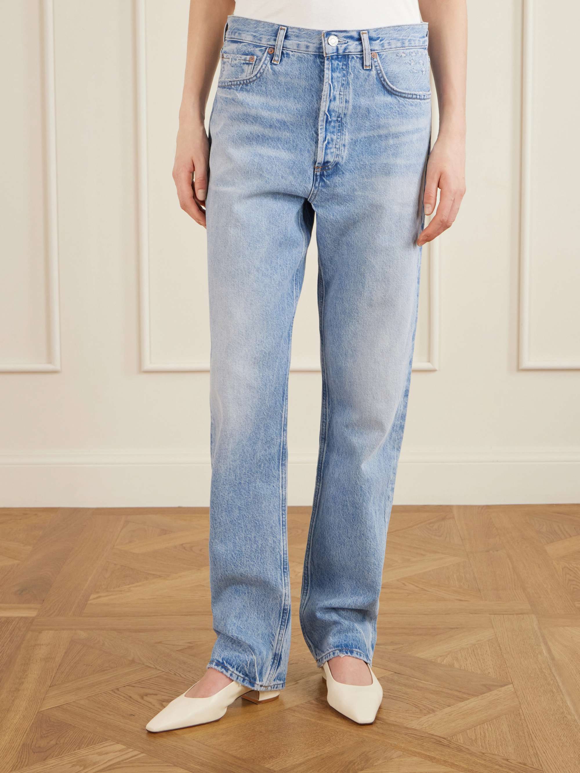 90s in the 32&rdquo; Inseam Mid-Rise Straight-Leg Jeans