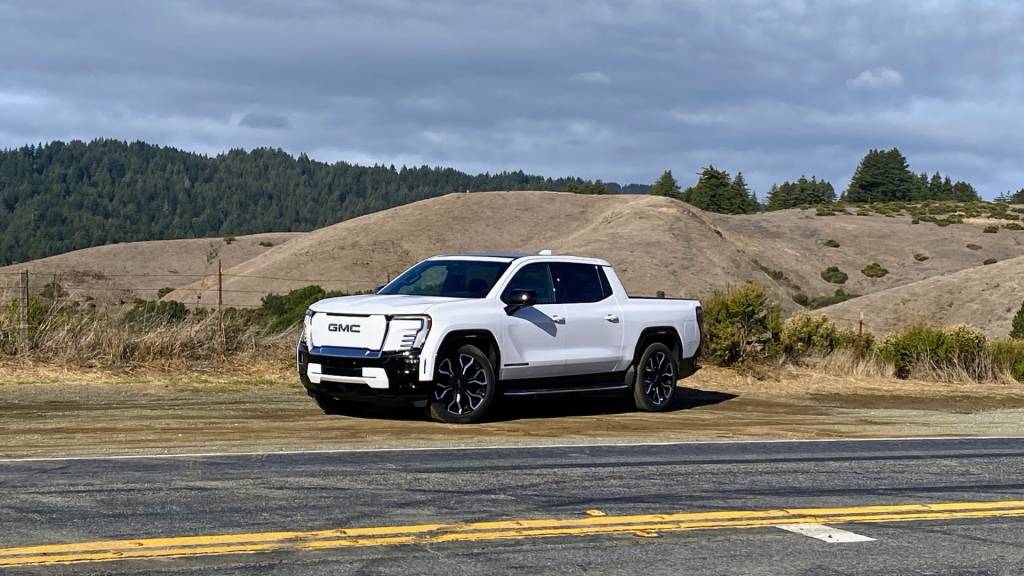 2025 GMC Sierra EV Denali 2025 GMC Sierra EV Denali