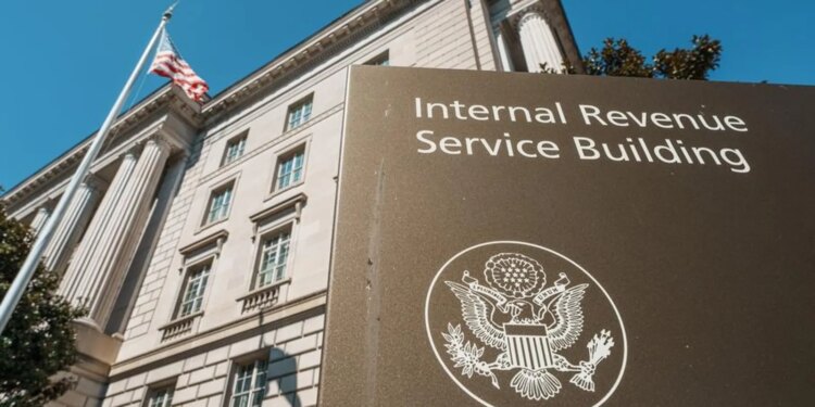 Expanded Trump-IRS Settlement Could Bar Audits of President and Family