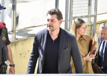 Jonathan Andic Released On Bail After Being Named Suspect in Billionaire Father’s Death