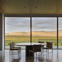 © Denilson Machado – MCA Estúdio UVVA Winery / GAM Arquitetos - Interior Photography, Dining room, Chair