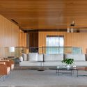 © Denilson Machado – MCA Estúdio UVVA Winery / GAM Arquitetos - Interior Photography, Table, Chair