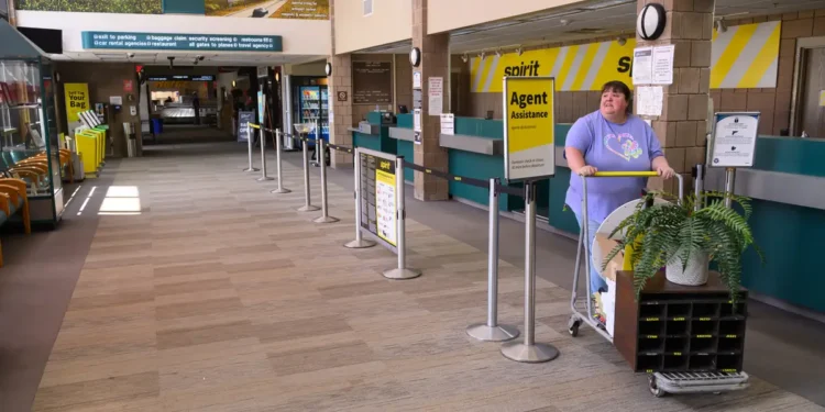 See the List of 17 Routes and 1 Airport Abandoned After Spirit Closed