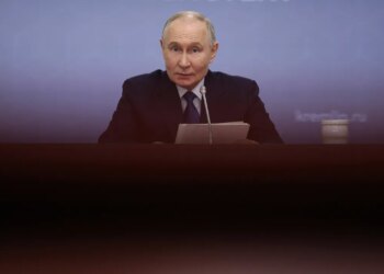 For Putin, Problems (and Paranoia) Keep Mounting