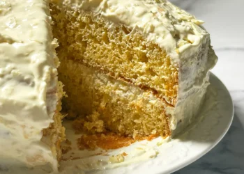 My Grandmother’s Mandarin Orange Cake Is So Delicious