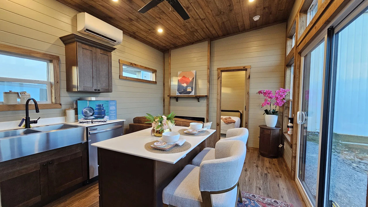 Miami Tiny House - interior