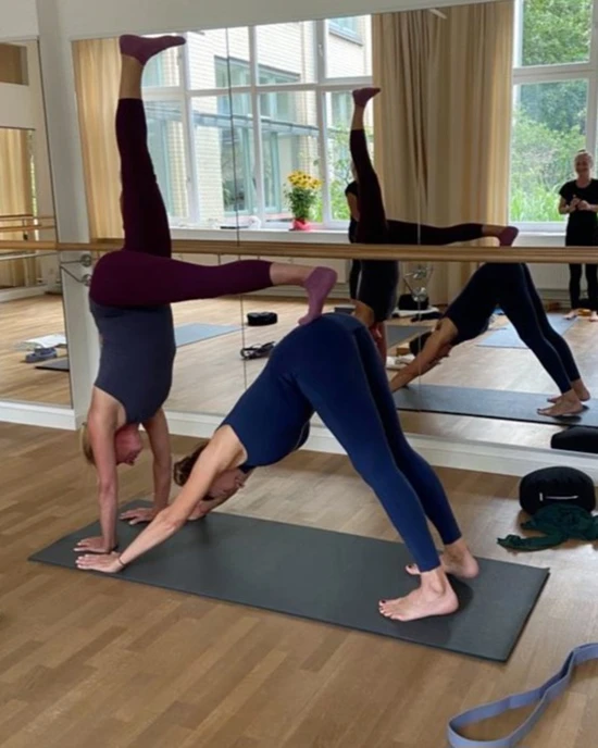 Imke Bona: Haltung verbessern dank Yoga und Cantienica®