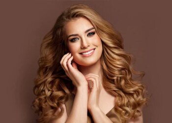 How to Maintain Wavy Hair: The Ultimate Definition Guide – Controlled Chaos