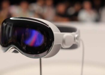 Apple Vision Pro exec is reportedly leaving for OpenAI