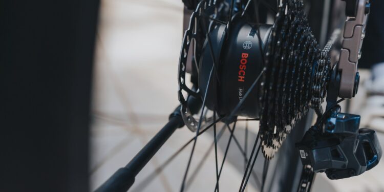 Bosch eBike Systems launches first hub motor for e-bikes