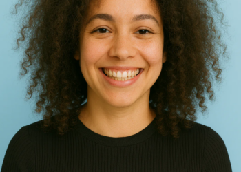 How to Reduce Frizz for Natural Curls – Expert Tips