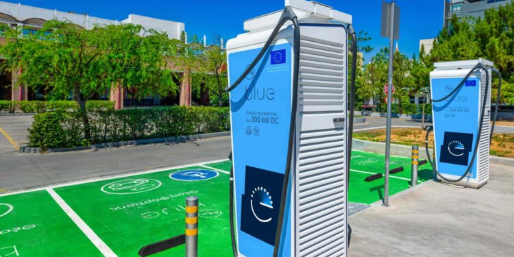 PPC Blue installs EV chargers at Romanian DIY stores