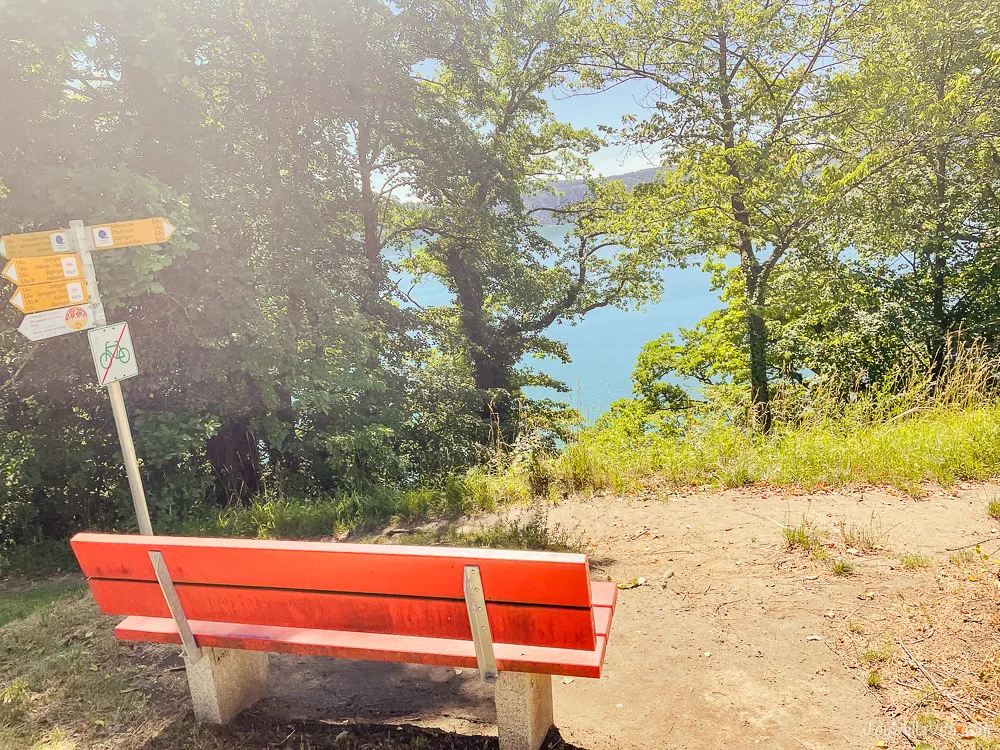 Bank auf einer Wanderung von Sipplingen über Haldenhof nach Überlingen