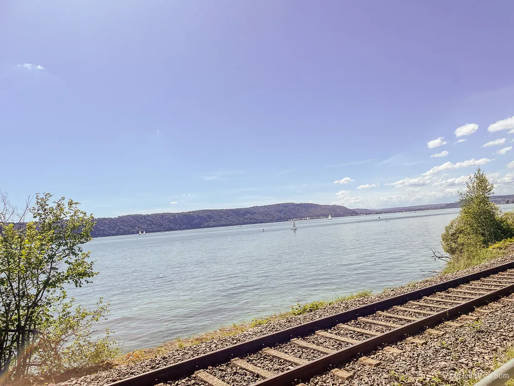 bahngleise direkt am wasser bodensee überlingen sipplingen