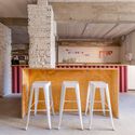 Cença Pizza Bar / IN arq+design - Interior Photography, Kitchen, Wood, Chair
