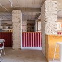 Cença Pizza Bar / IN arq+design - Interior Photography, Kitchen, Wood
