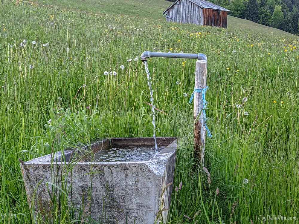 4.5 km evening hike to Theresienkapelle in Ratzen from Schwarzenberg 12 public water vorarlberg hike