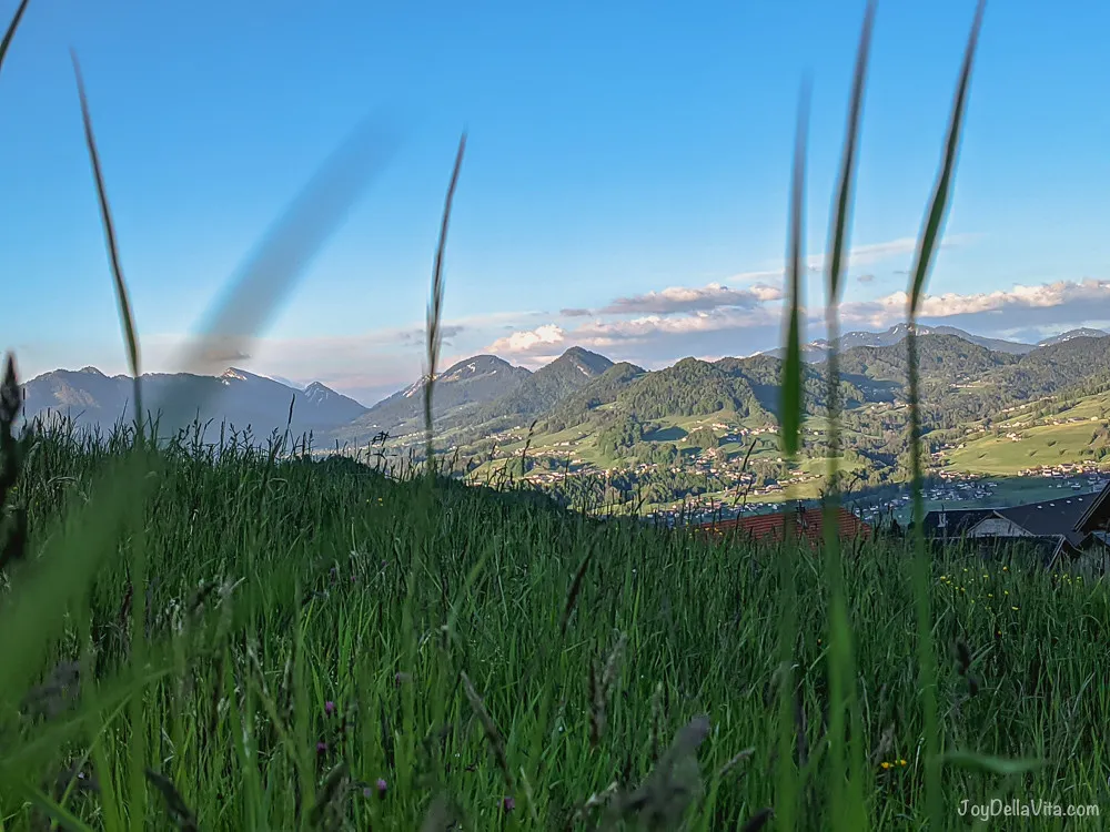 4.5 km evening hike to Theresienkapelle in Ratzen from Schwarzenberg 16 meadows with mountains vorarlberg austria