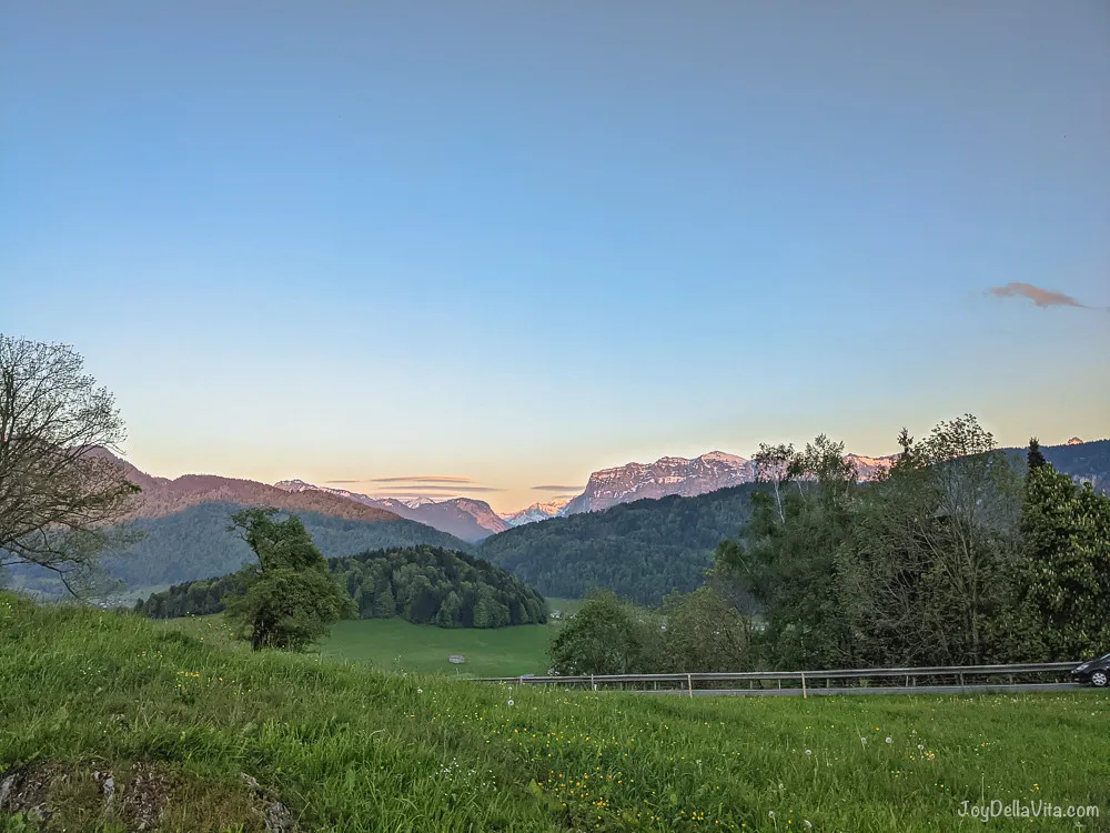 4.5 km evening hike to Theresienkapelle in Ratzen from Schwarzenberg 22 sunset in schwarzenberg vorarlberg