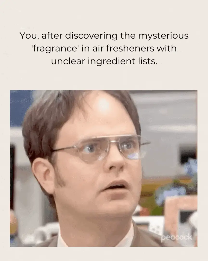 Dwight Schrute aus „The Office“ mit einem verwirrten Gesichtsausdruck, der den Moment darstellt, in dem Menschen die Wahrheit über synthetische, giftige Lufterfrischer erfahren.