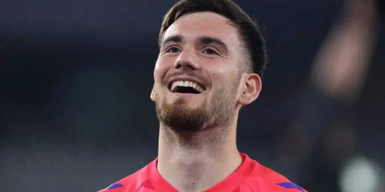 Stuttgart prepare to invest ‚full trust‘ in rookie No. 1 Dennis Seimen ahead of Champions League campaign
