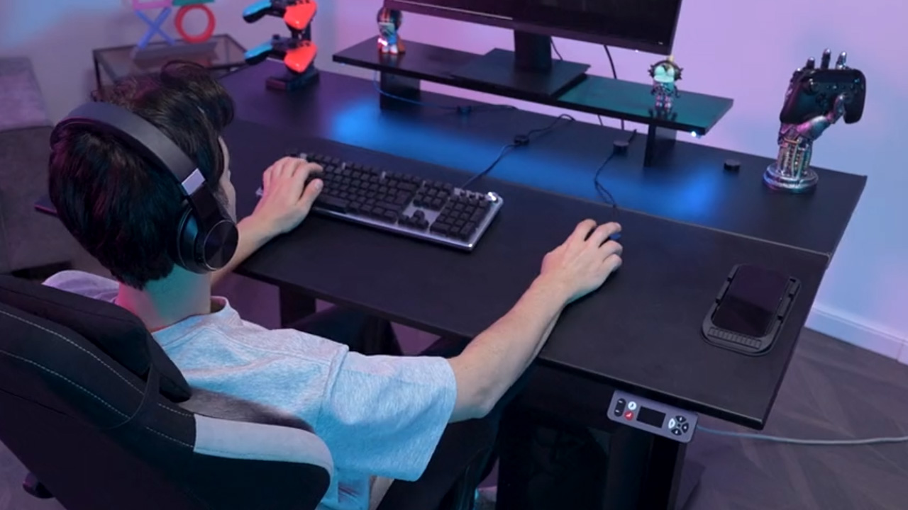 GTPlayer Zoned Tilt Smart Desk