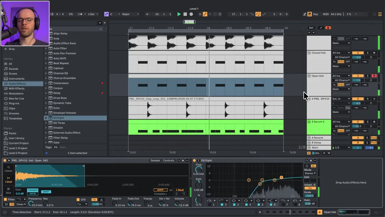 Level-2-Groove in Ableton mit geschwungenem Bass und offenem Offbeat-Hat