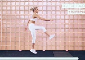 Trainiere wie Caro Daur – schau dir ihr 14-minütiges FAT BURN HIIT GANZKÖRPER-WORKOUT an • Joy della Vita