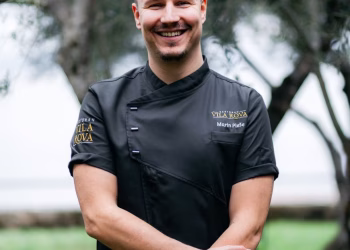 Simon Petutschnig, Marin Pleše und Tino Sinožić verwöhnen an Mallorcas Yachthafen, auf der Insel Krk und an der kroatischen Felsküste – Gourmet Report